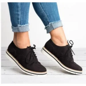 Hillsupshoes Women Retro Plus Size Simple Solid Color Lace-Up Round Toe Sneakers