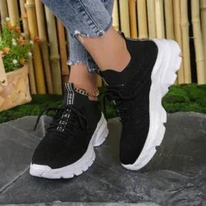 Hillsupshoes Women Fashionable Casual Solid Color Lace-Up Sneakers